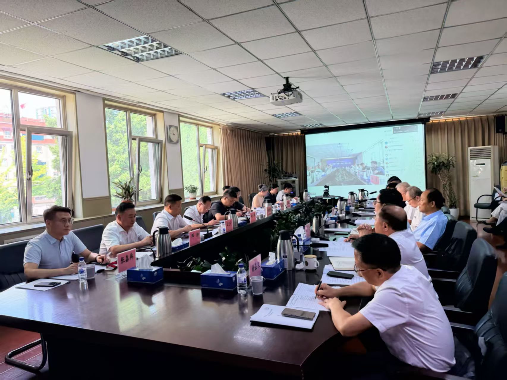 七届四次理事会照片.jpg 七届四次理事会照片.jpg